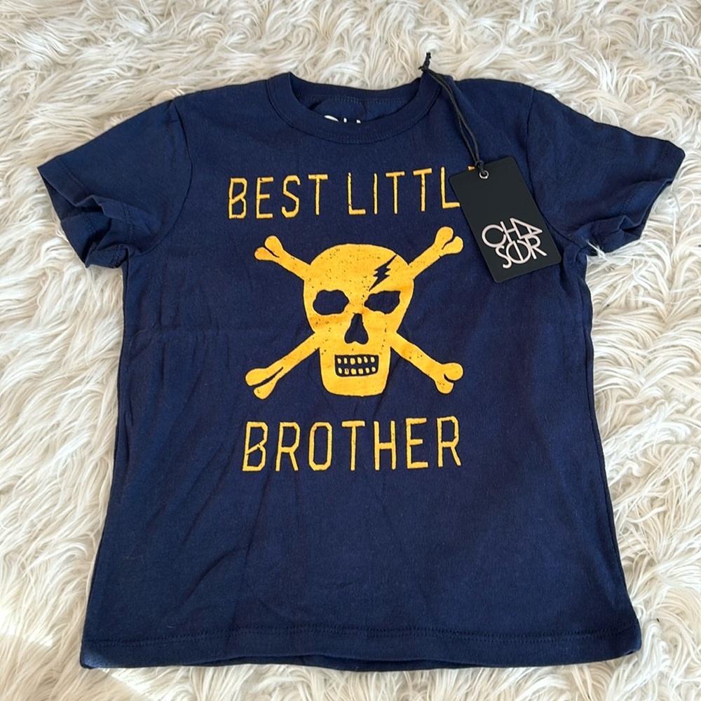 NWT, Chaser, Boys, Lightweight “best little brother“ skull tee